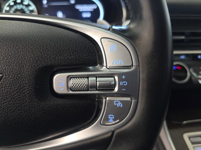 Used 2023 Genesis GV80 2.5T w/ Winter Weather Package image 16