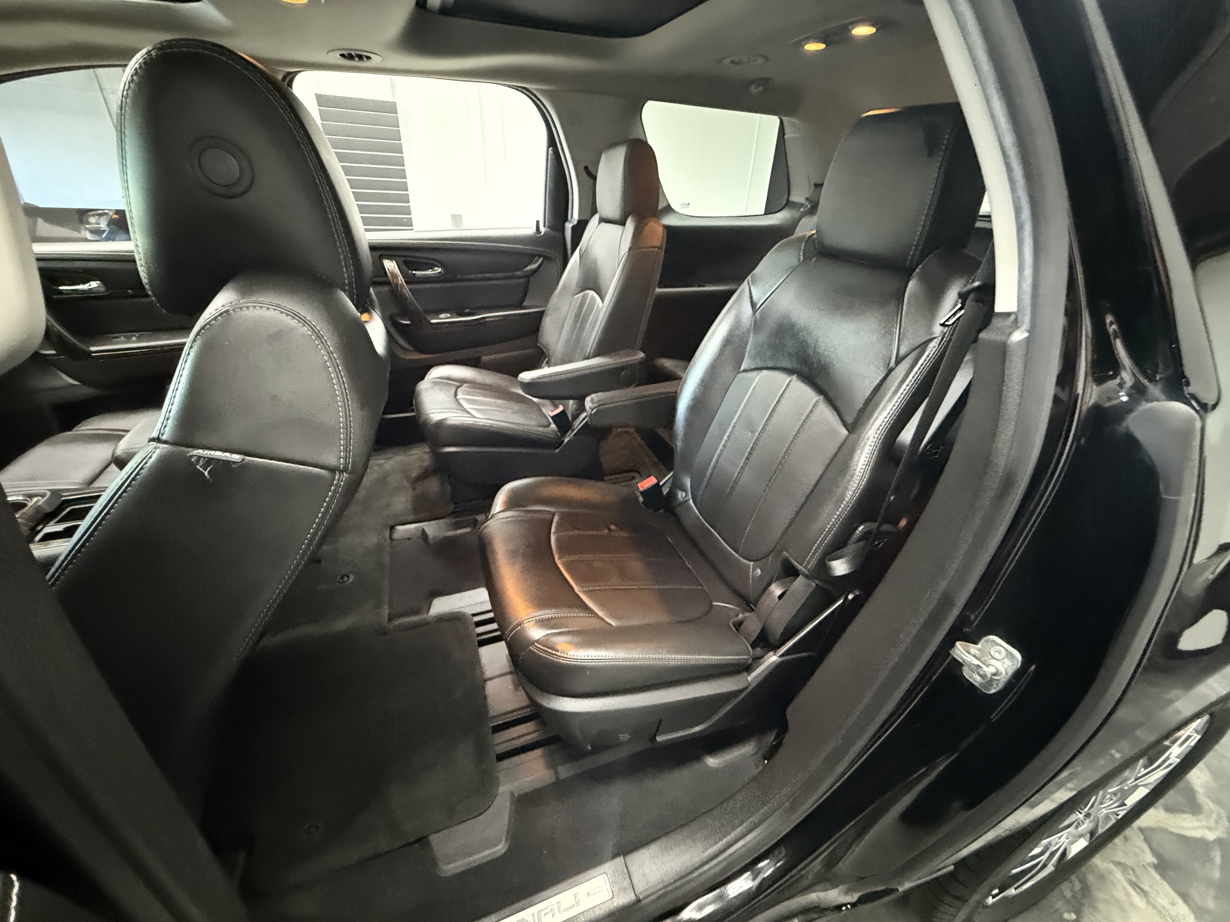 Used 2016 GMC Acadia Denali AWD/4WD image 26