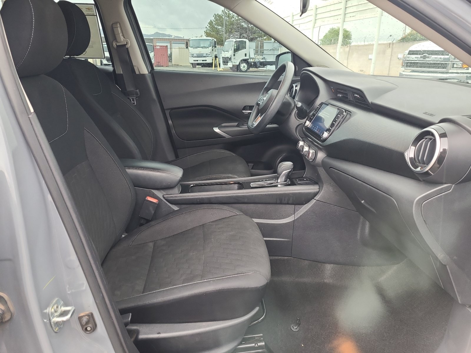 Used 2024 Nissan Kicks SV FWD image 29