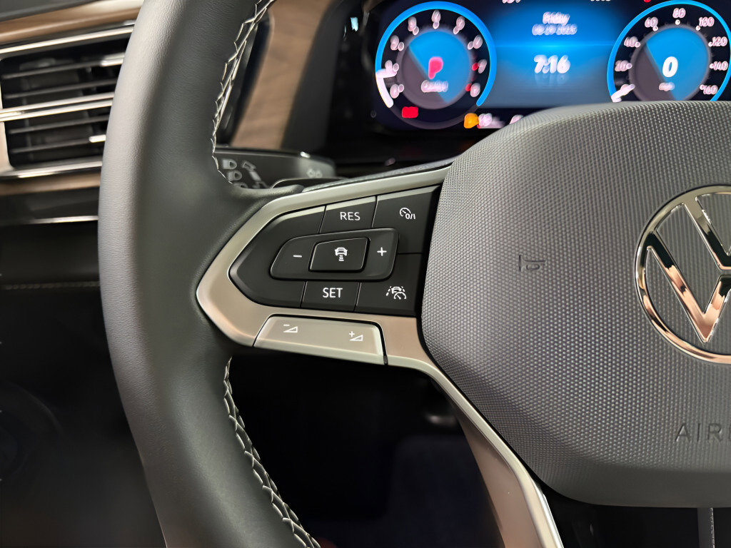 New 2026 Volkswagen Atlas SE image 13