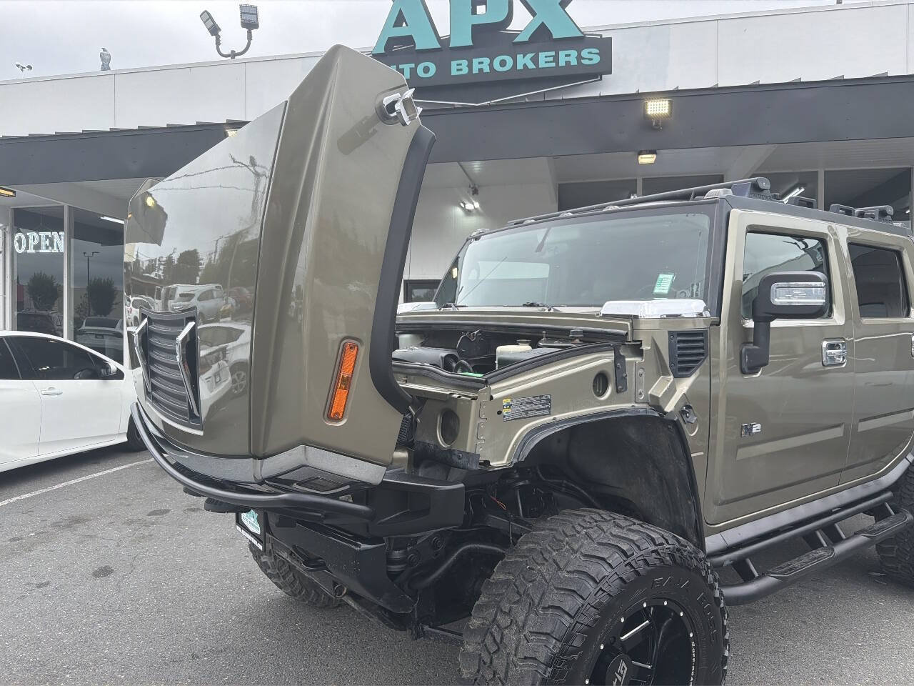 Used 2005 HUMMER H2 SUT AWD/4WD image 12