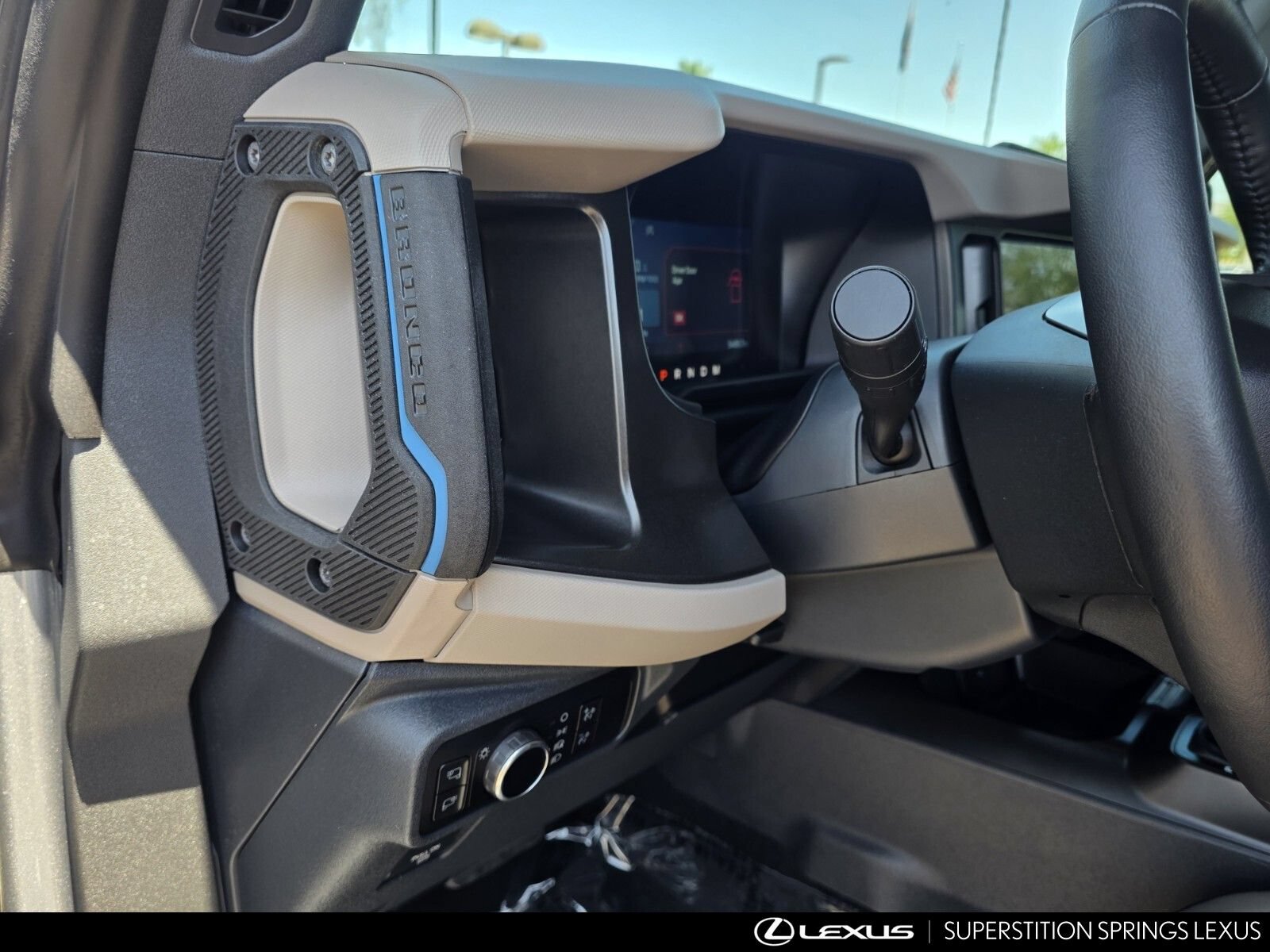 Used 2023 Ford Bronco Wildtrak AWD/4WD image 16