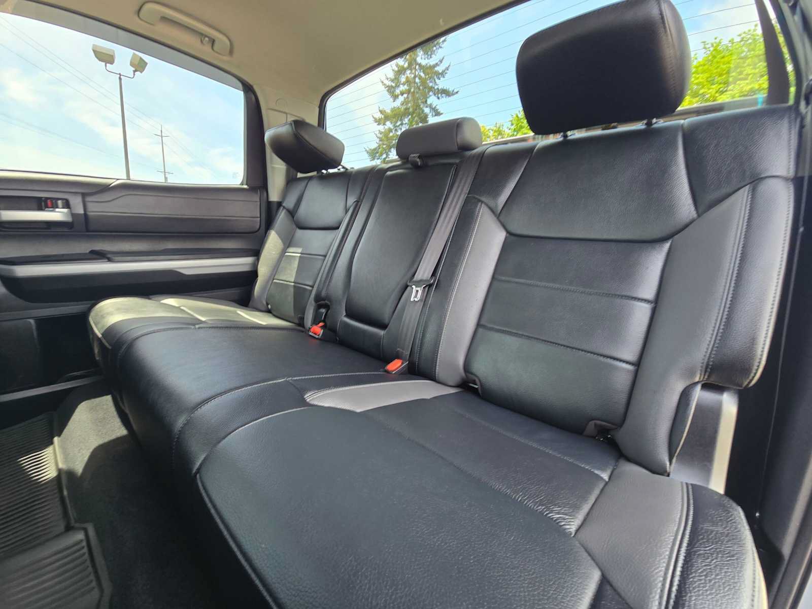 Used 2019 Toyota Tundra Limited AWD/4WD image 18