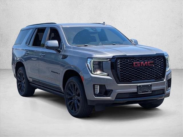 Used 2021 GMC Yukon Denali w/ Denali Premium Package AWD/4WD image 3