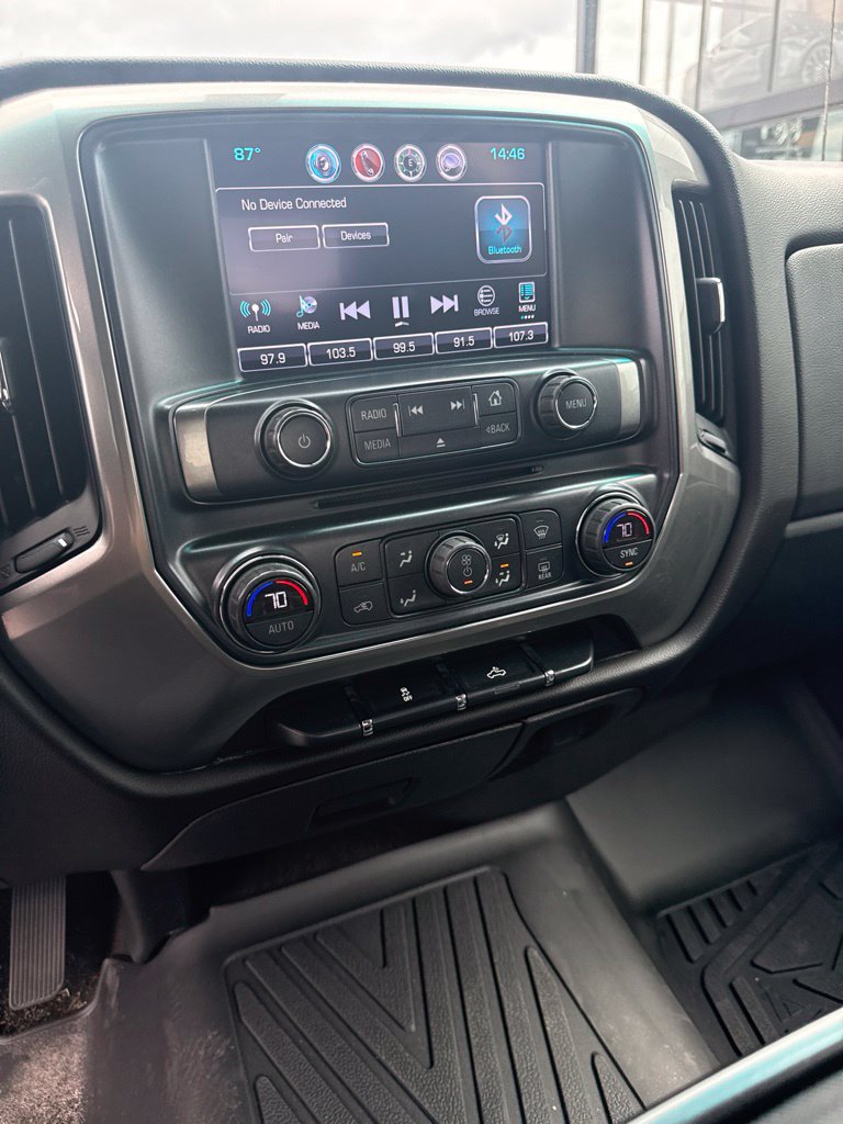Used 2018 Chevrolet Silverado 1500 LT w/ All Star Edition AWD/4WD image 13