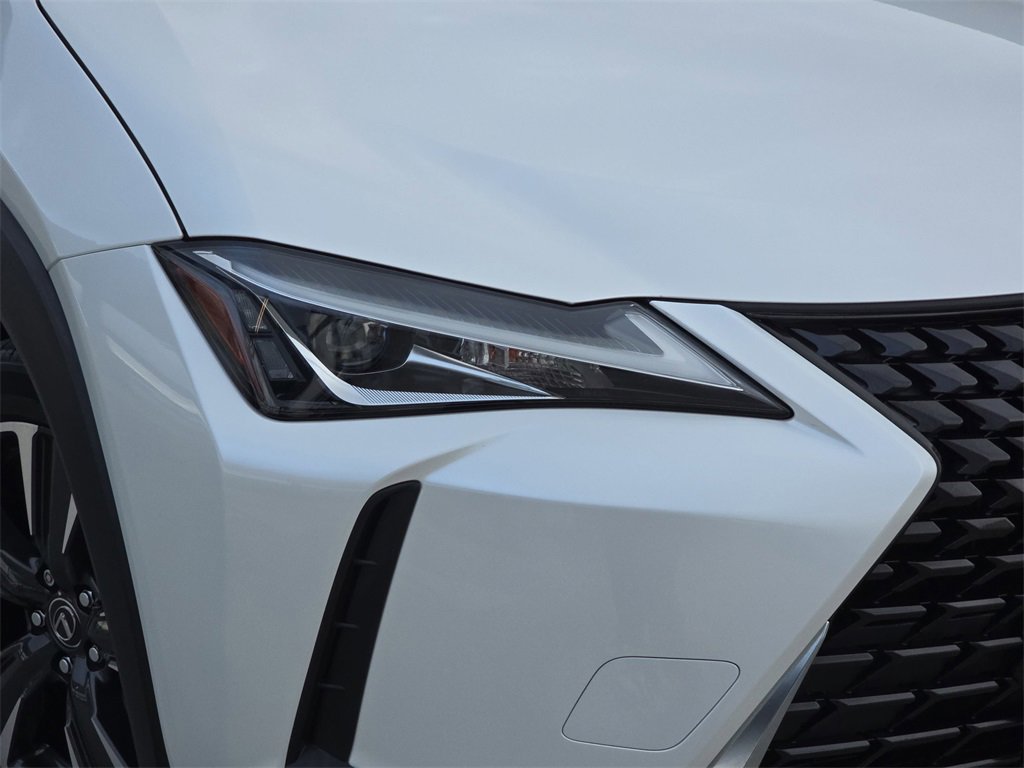Used 2020 Lexus UX 200 w/ Premium Package image 34