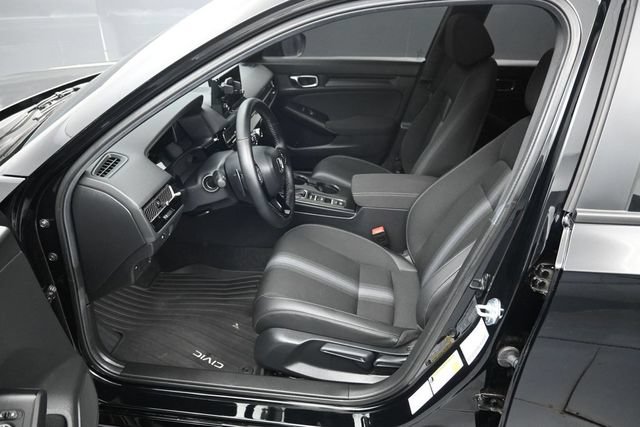 Used 2025 Honda Civic Sport image 9
