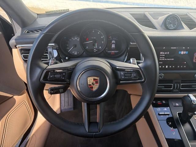 Used 2023 Porsche Macan AWD/4WD image 24