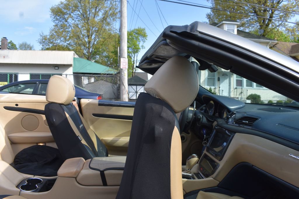 Used 2013 Maserati GranTurismo Convertible RWD image 27
