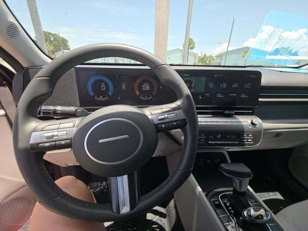 Used 2024 Hyundai Kona SEL FWD image 4
