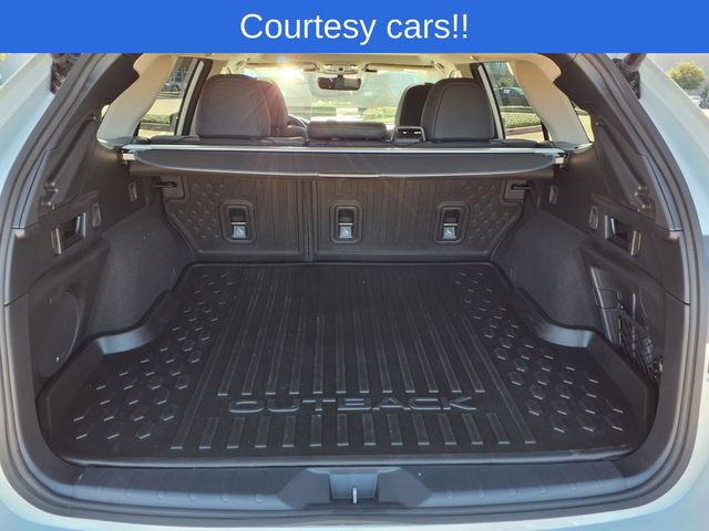 Certified 2025 Subaru Outback Onyx Edition AWD/4WD image 9