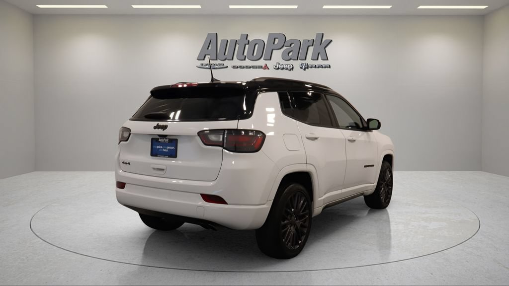 Certified 2022 Jeep Compass High Altitude AWD/4WD image 11