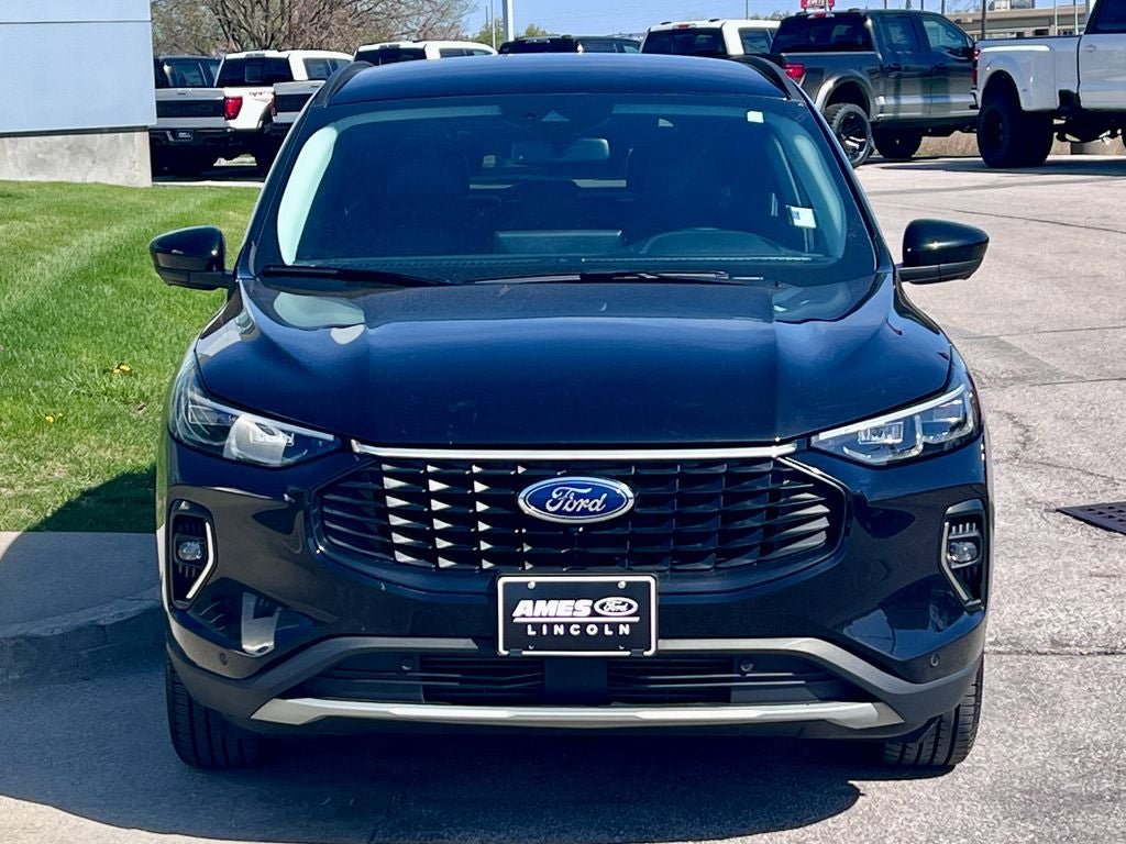 Certified 2023 Ford Escape Platinum AWD/4WD image 8