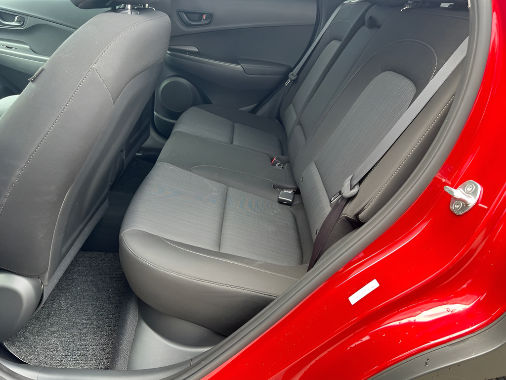 Used 2022 Hyundai Kona SEL AWD/4WD image 15