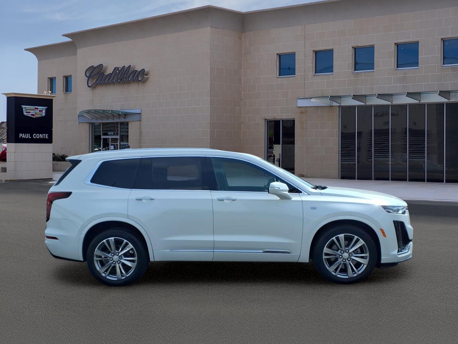 Certified 2023 Cadillac XT6 Premium Luxury AWD/4WD image 4
