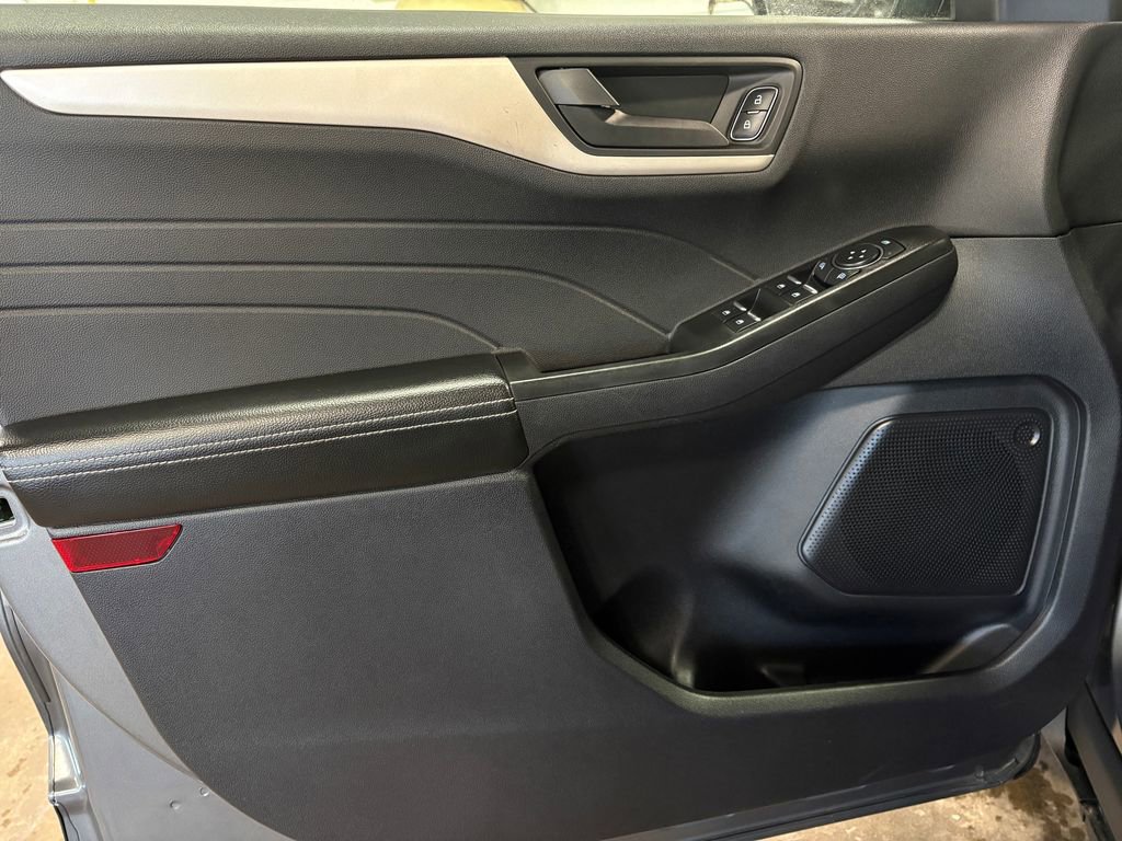 Used 2022 Ford Escape S image 19