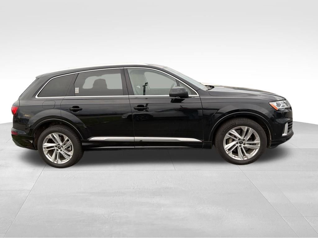 Used 2023 Audi Q7 3.0T Premium Plus image 4