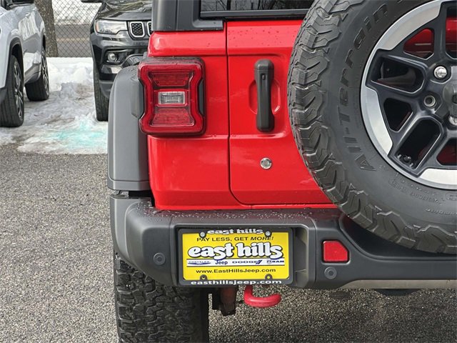 Certified 2018 Jeep Wrangler Unlimited Rubicon w/ Dual Top Group image 11