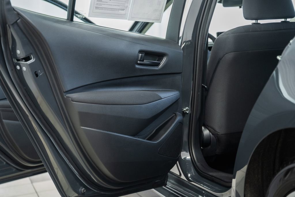 Used 2023 Toyota Corolla LE image 29