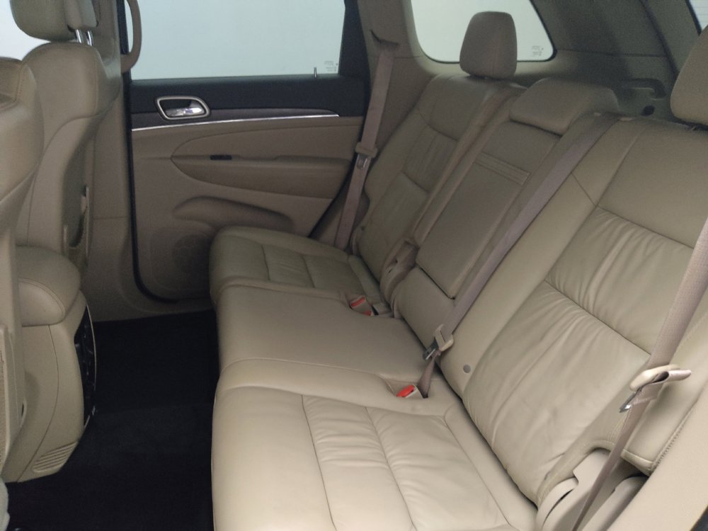 Used 2016 Jeep Grand Cherokee Limited image 18