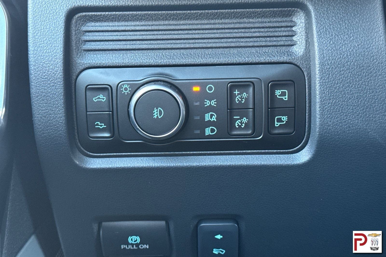 Used 2026 Ford F450 Platinum w/ FX4 Off-Road Package image 33