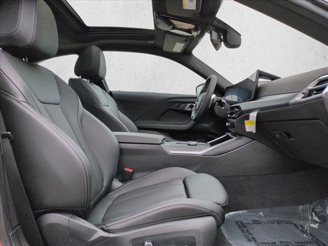 Used 2025 BMW 230i Coupe w/ Premium Package image 21