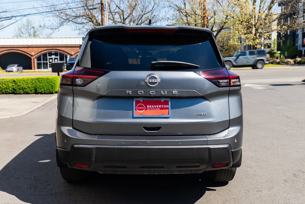 Certified 2025 Nissan Rogue S image 5