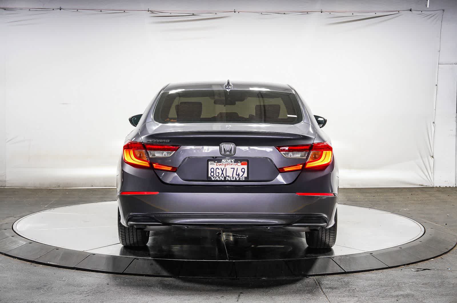 Used 2018 Honda Accord EX image 3