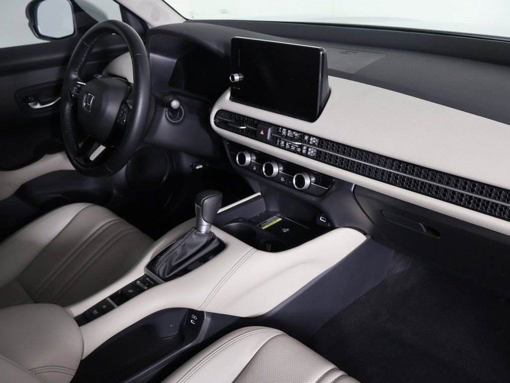 Used 2025 Honda HR-V EX-L image 28