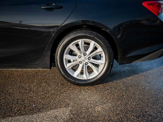 Used 2025 Chevrolet Malibu LT image 11