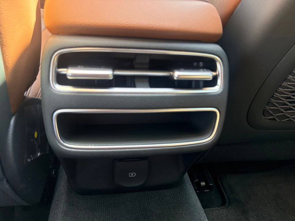 New 2026 Genesis GV70 2.5T Advanced AWD/4WD image 25