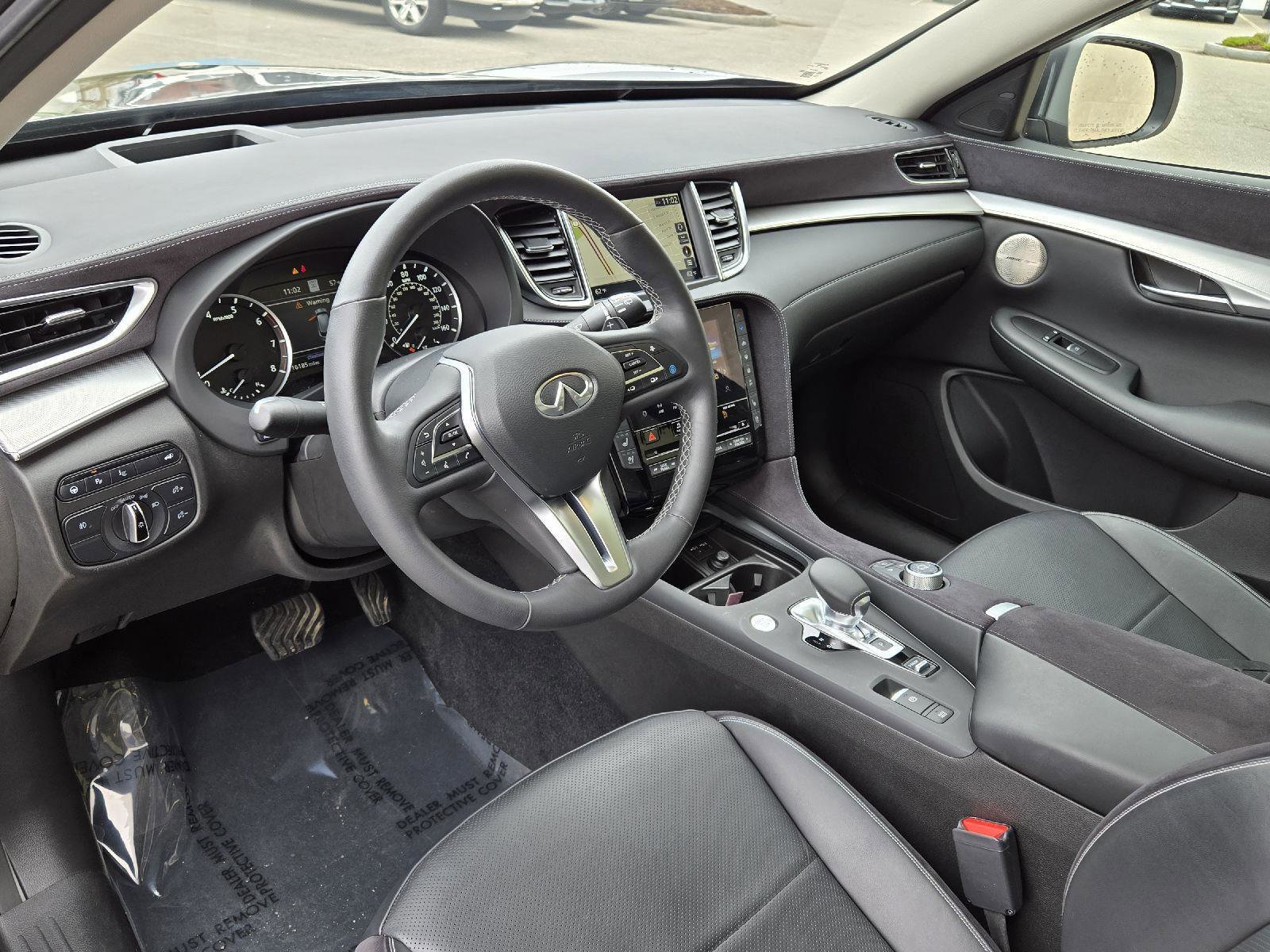 Used 2022 INFINITI QX50 Sensory image 3