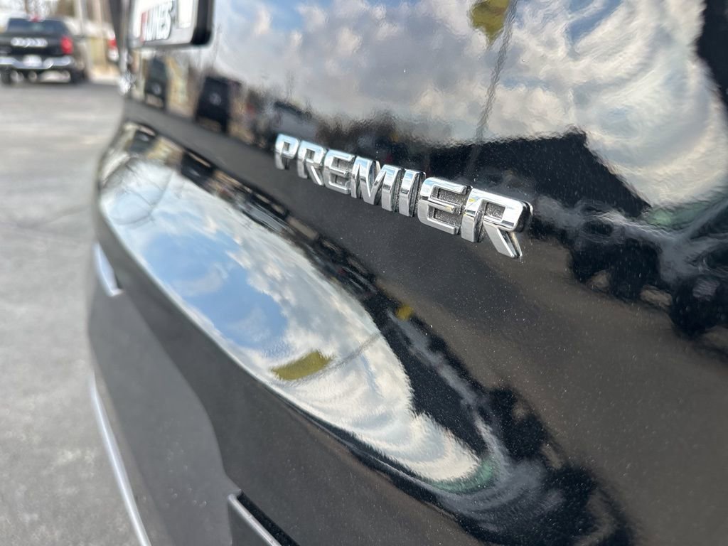 Used 2022 Chevrolet Blazer Premier w/ Enhanced Convenience Package AWD/4WD image 12