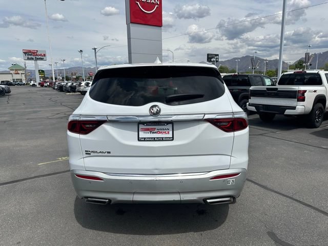 Used 2024 Buick Enclave Premium AWD/4WD image 10