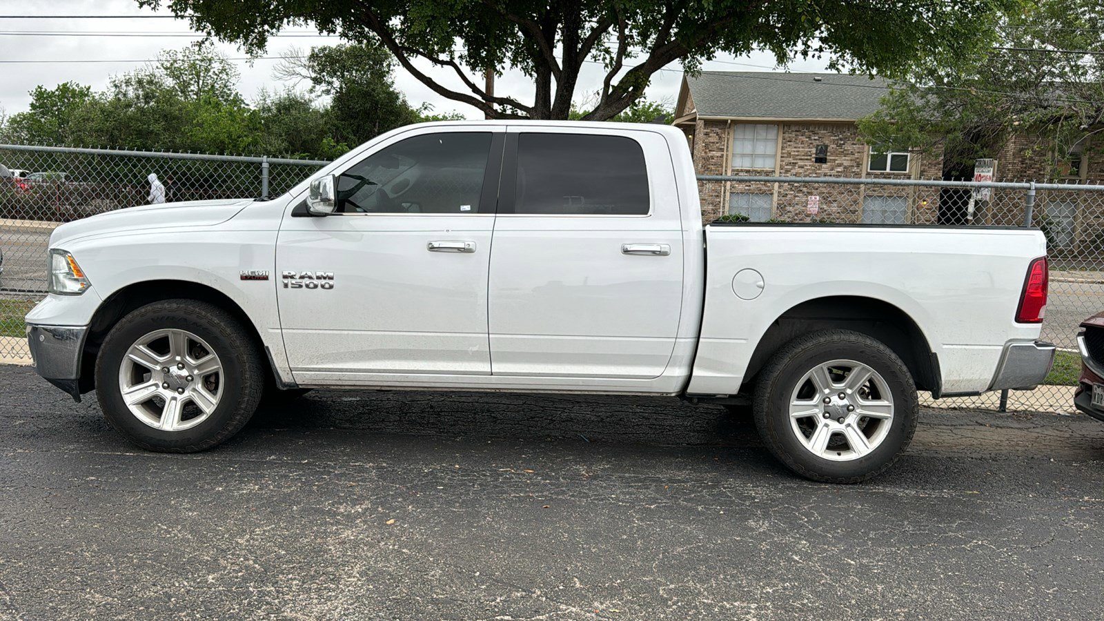 Used 2018 RAM 1500 Lone Star image 4