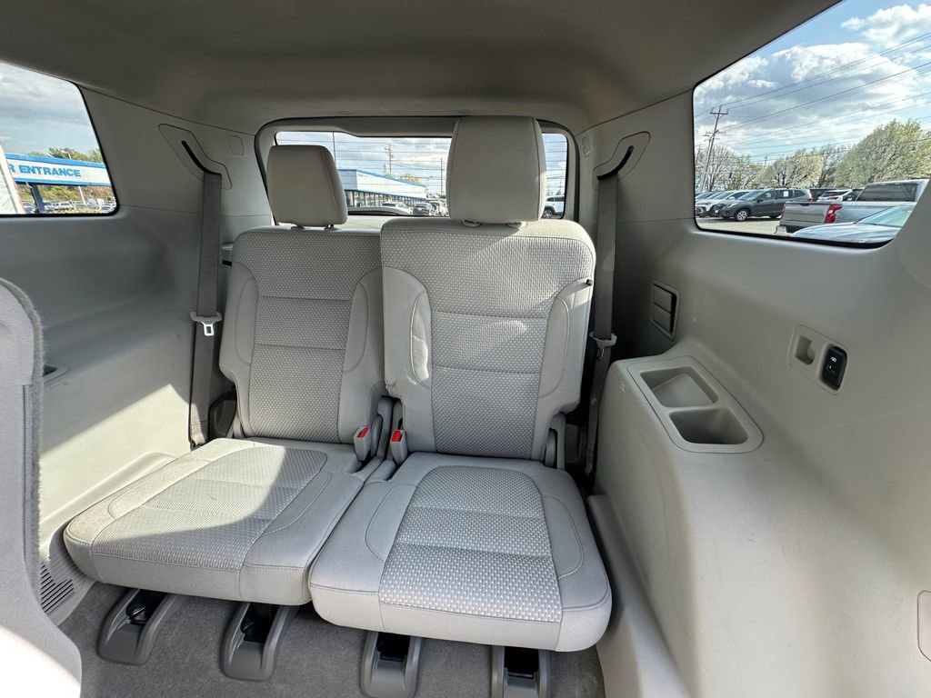 Used 2022 GMC Acadia SLE image 27