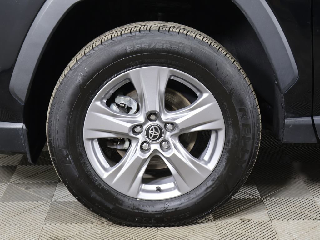 Used 2024 Toyota RAV4 XLE image 19