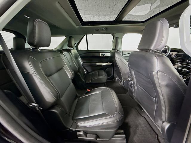 Certified 2022 Ford Explorer Limited w/ Equipment Group 301A image 29