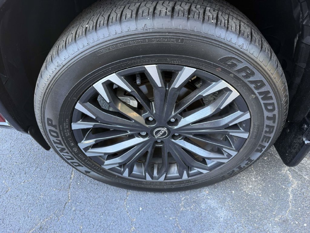 Used 2024 Nissan Rogue Platinum w/ Platinum Premium Package FWD image 30