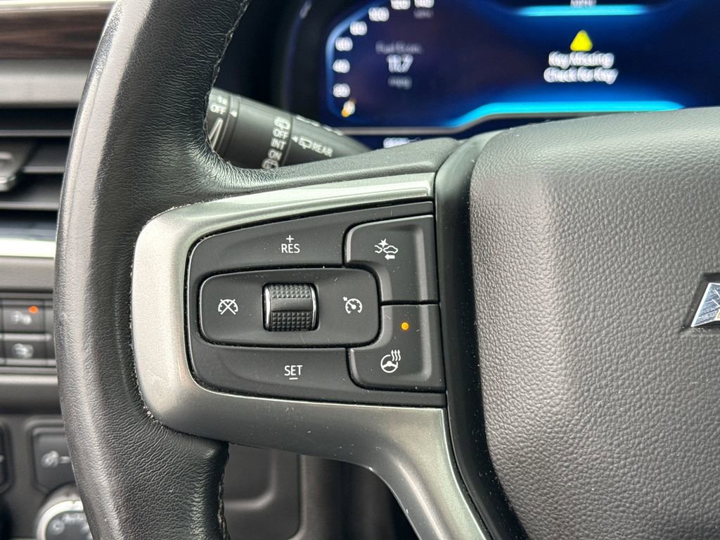 Used 2022 Chevrolet Suburban LT w/ LT Signature Plus Package image 22