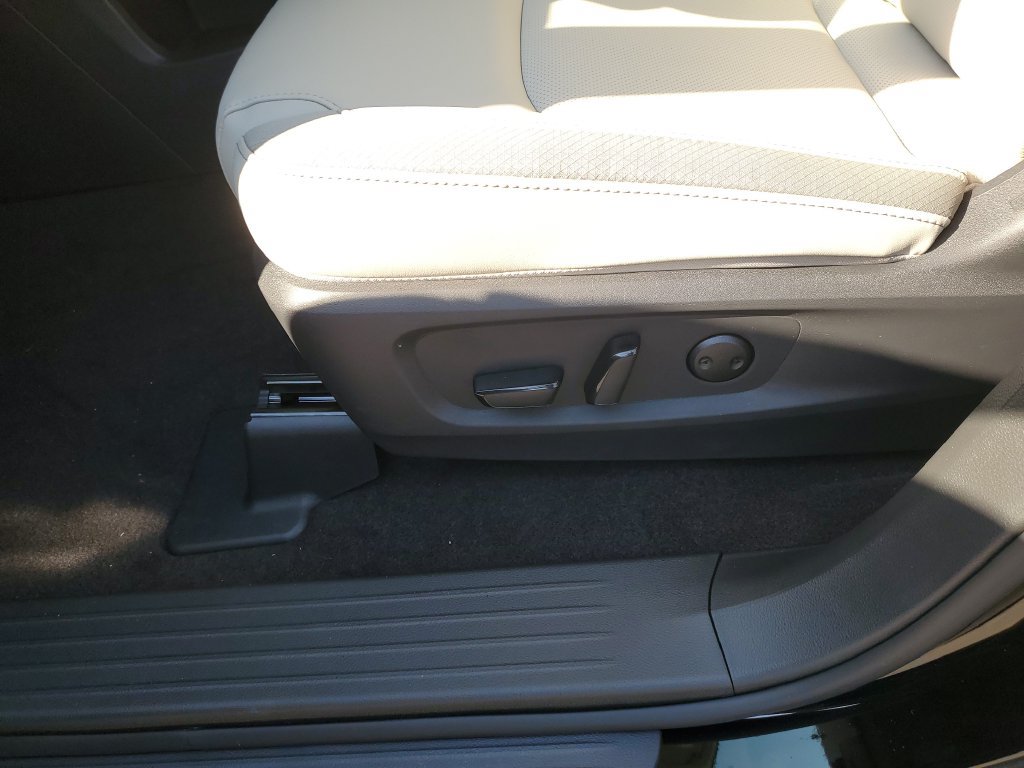 New 2026 Nissan Pathfinder SL FWD image 22