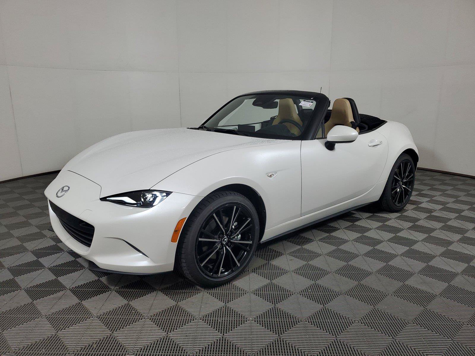 New 2026 MAZDA MX-5 Miata Grand Touring RWD image 7