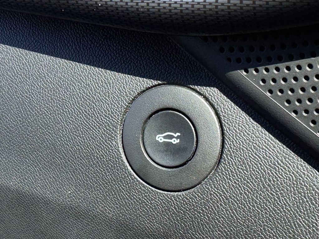 Used 2021 Chevrolet Camaro SS w/ Redline Edition RWD image 30
