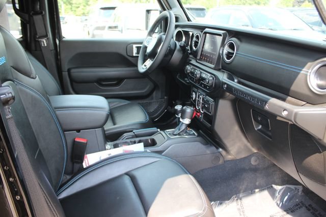 Used 2023 Jeep Wrangler Unlimited Rubicon 4xe AWD/4WD image 34
