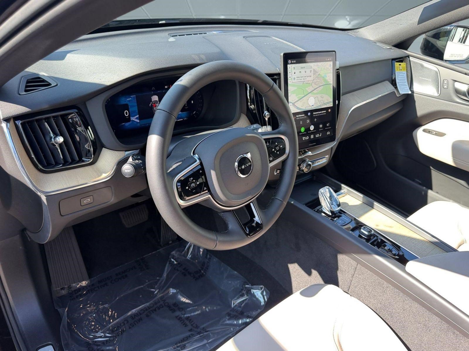 New 2026 Volvo XC60 B5 Plus w/ Protection Package Premier AWD/4WD image 4