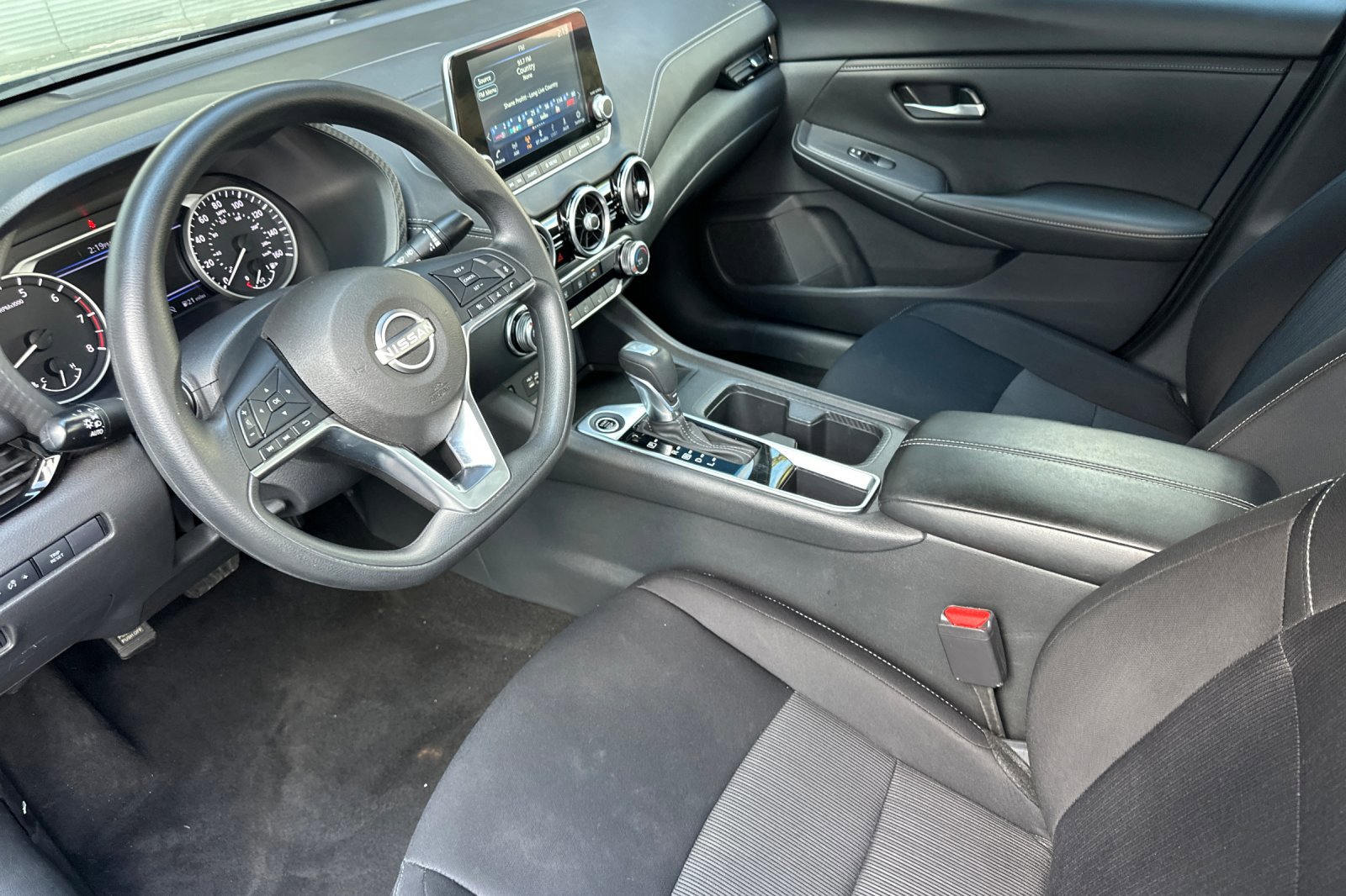 Used 2024 Nissan Sentra SV image 10