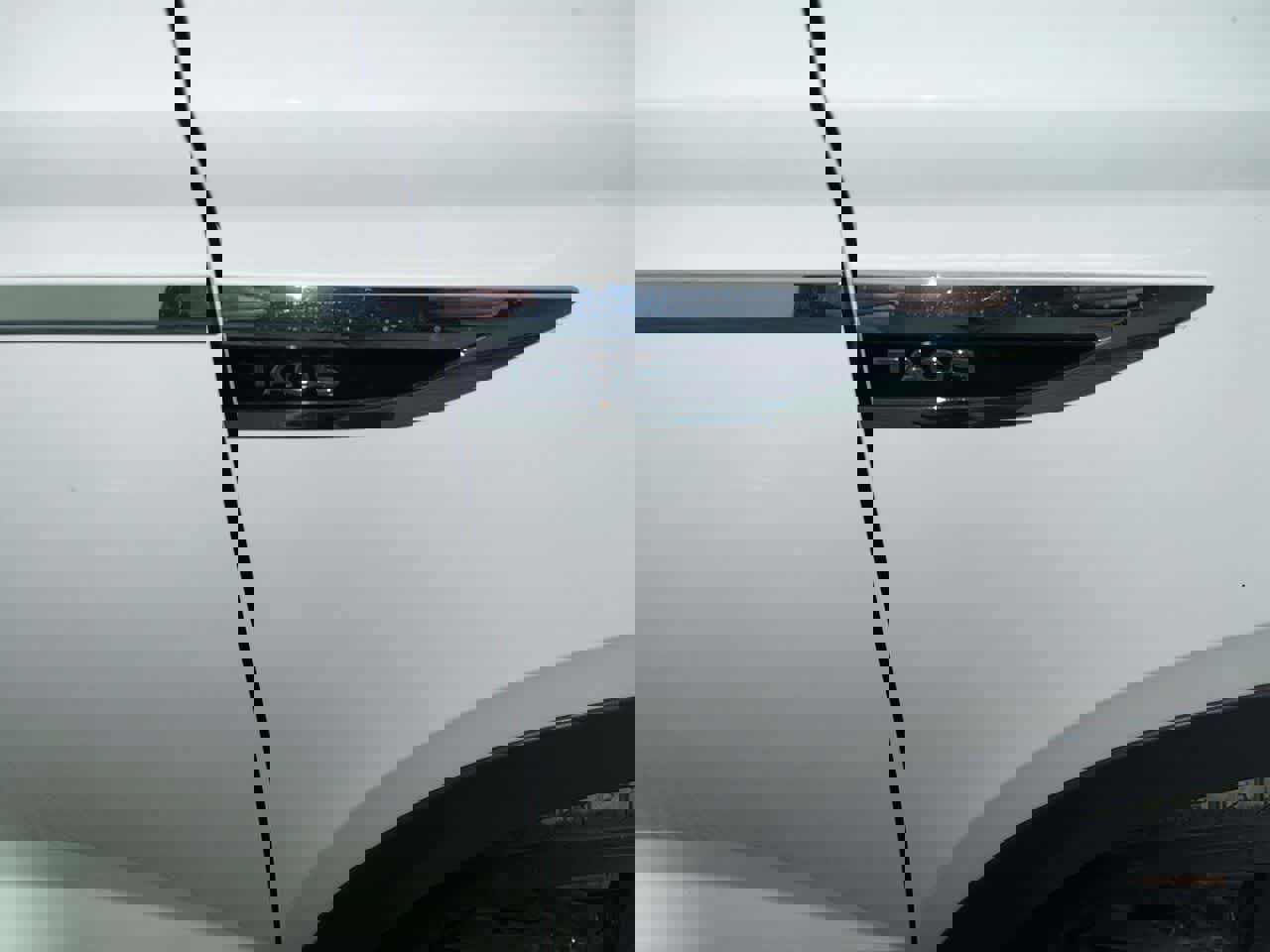 Used 2022 Volkswagen Taos SE w/ Panoramic Sunroof Package image 11