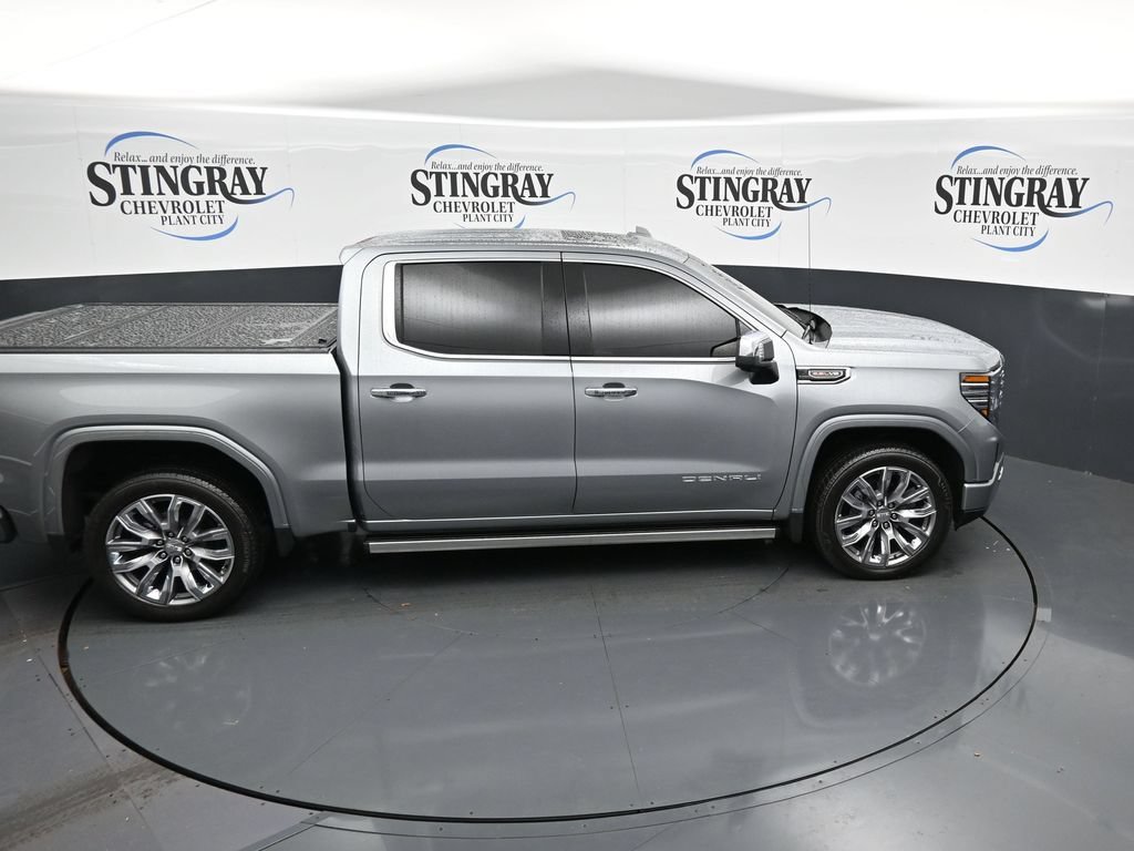 Used 2025 GMC Sierra 1500 Denali w/ Denali Reserve Package AWD/4WD image 25