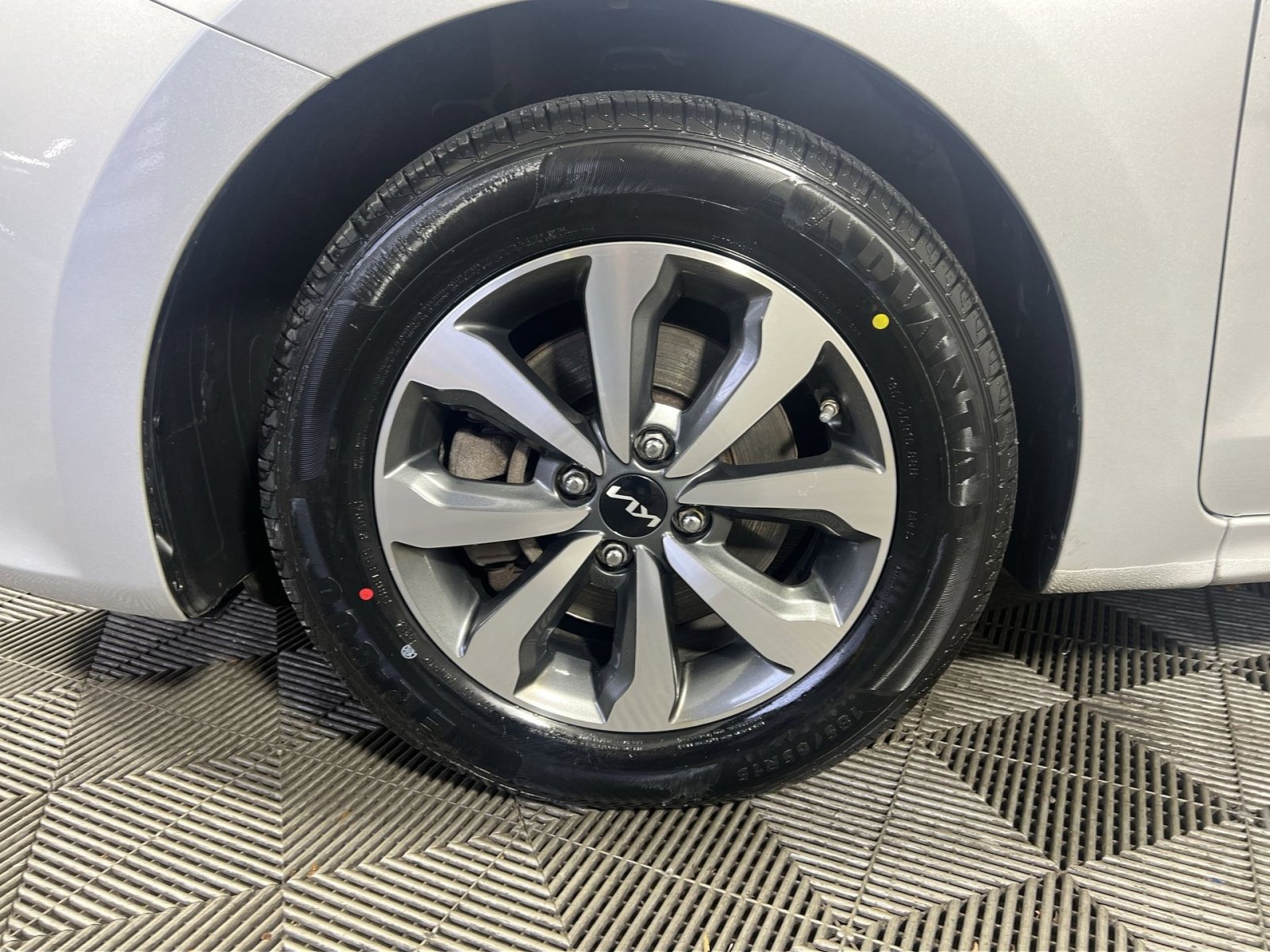 Used 2023 Kia Rio S w/ Technology Package image 10