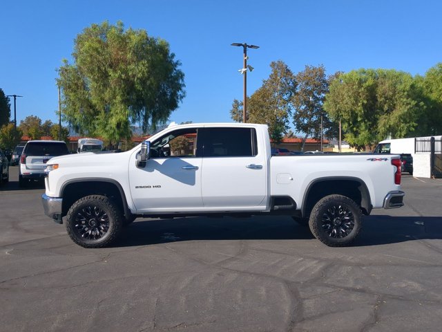 Used 2021 Chevrolet Silverado 2500 LTZ AWD/4WD image 9